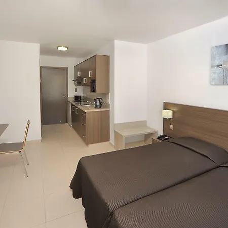 Petrosana Lejlighedshotel 3*