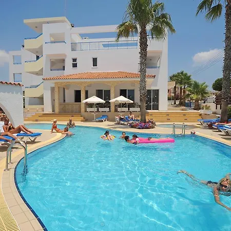 Petrosana Lejlighedshotel 3*